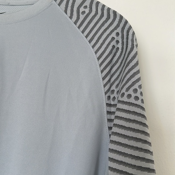 NIKE Dri-Fit Soccer Shirt. Sz. XL - Picture 3 of 8